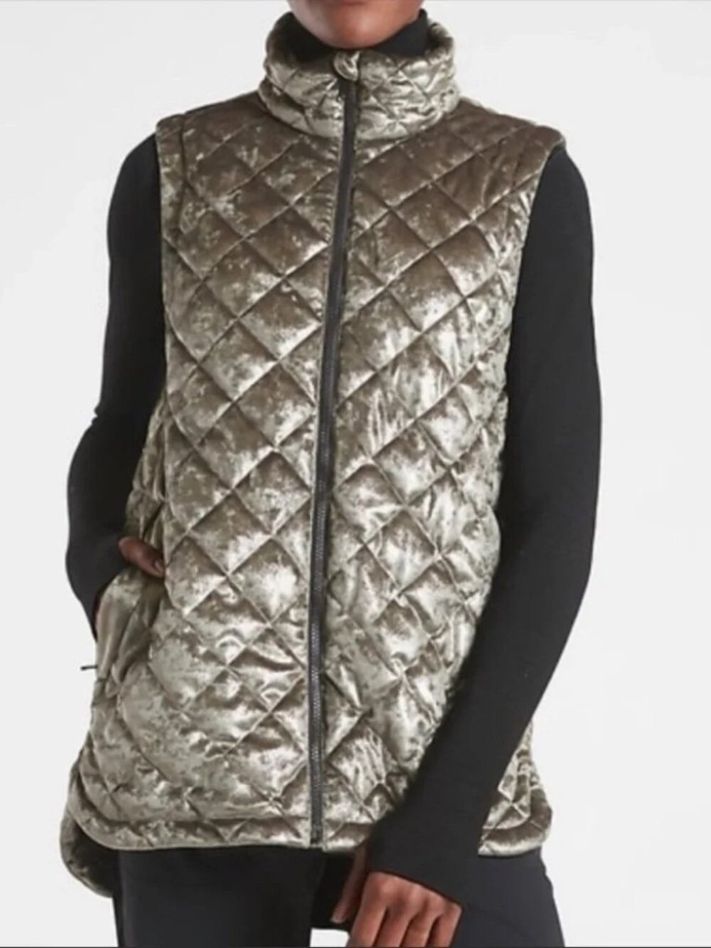 Athleta Whisper Featherless Metallic Silver Velvet Quilted Vest Women's XXS Cozy